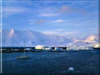 antarctic sailing dorian-bay 
